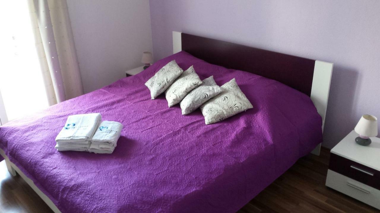 Apartments Lavanda Biograd Na Moru Exteriör bild