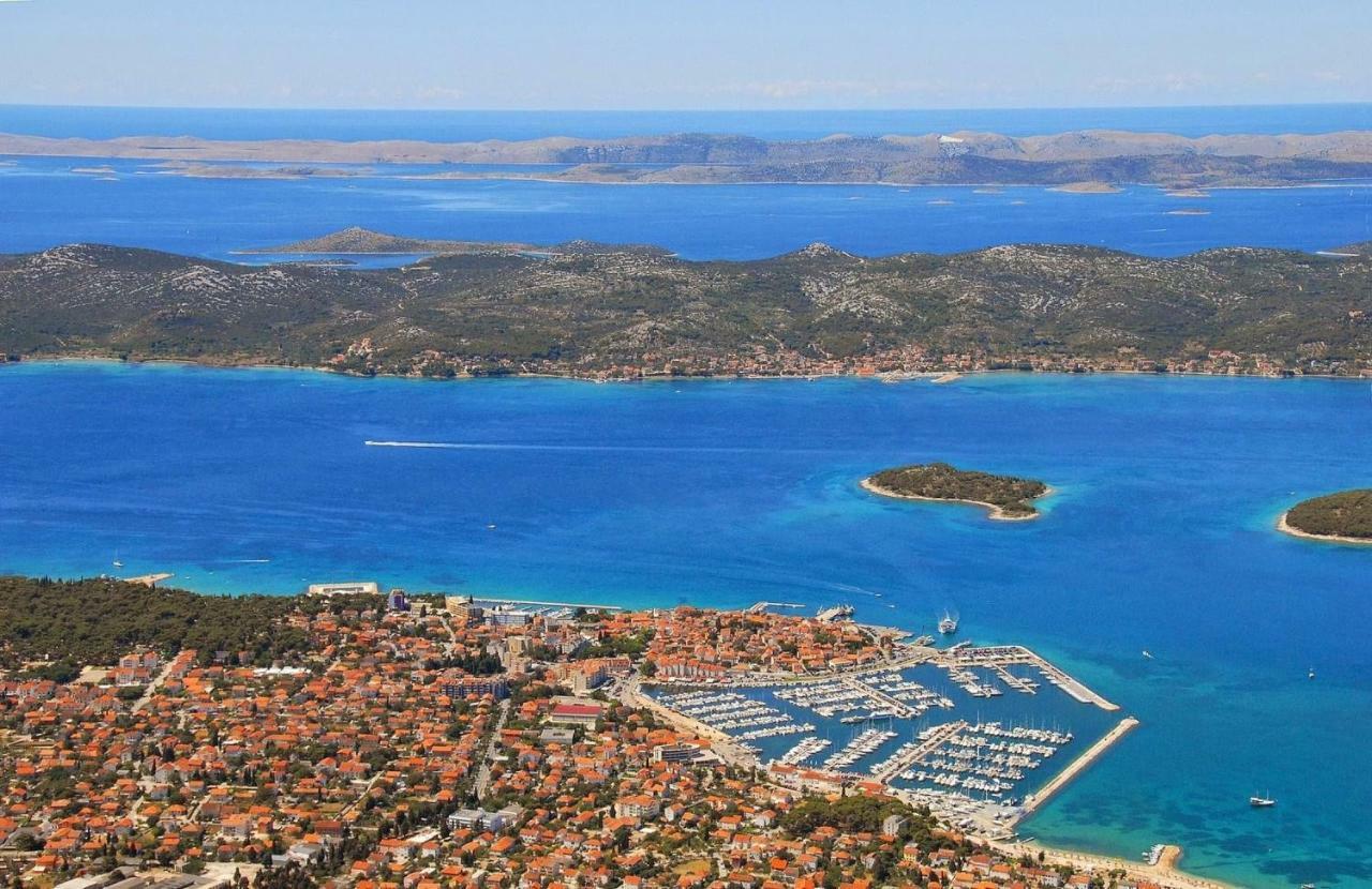 Apartments Lavanda Biograd Na Moru Exteriör bild