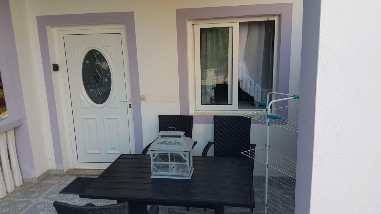Apartments Lavanda Biograd Na Moru Exteriör bild